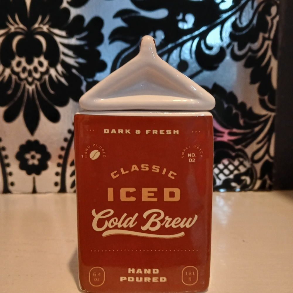 Classic IcedCold Brew Candle